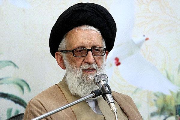 نشست«نظریه عدالت درنهج‌البلاغه» با سخنرانی حضرت آیت الله دین پرور(دامت برکاته) برگزار شد